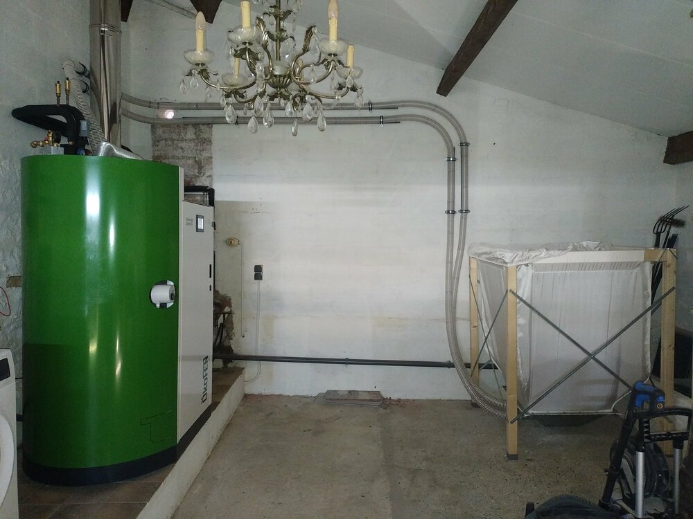 Beaumont de Lomagne chaudière à granulés SMART XS OKOFEN avec silo 600kgs chargement manuel dans le 31 haute garonne